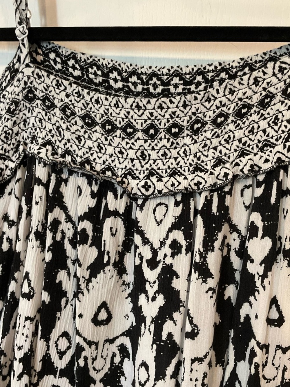 INC International Concepts Black and White Cold-Shoulder Printed Blouse - Picture 3 of 6